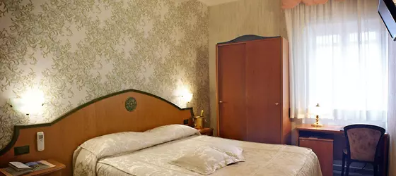 Hotel Nespolo D'Oro | Lazio - Roma (ve civarı) - Campagnano di Roma