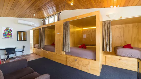 Sir Cedrics Tahuna Pod Hostel | Otago - Queenstown (ve civarı) - Queenstown