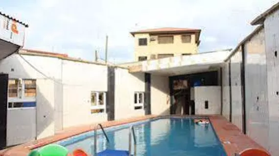 Inglesias s | Lagos (ve civarı) - Lagos - Surulere