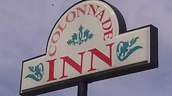 Colonnade Inn | Vermont - Lyndonville - Lyndon