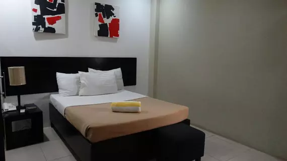 Holiday Suites | Mimaropa - Palawan - Puerto Princesa