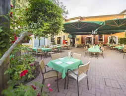 Hotel Antichi Cortili | Veneto - Verona (ve civarı) - Villafranca di Verona