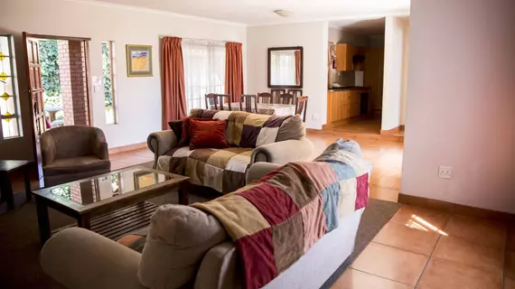 Ons Dorpshuis Guest House | Kuzeybatı (il) - Rustenburg