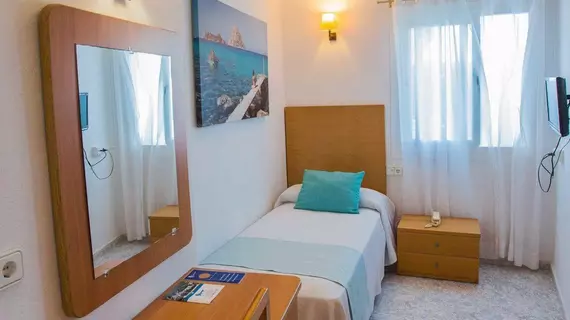 Hotel Tagomago | Balearic Adaları - İbiza Adası - Sant Antoni de Portmany - Cala de Bou