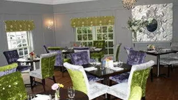 Alton House Hotel | Hampshire (kontluk) - Alton