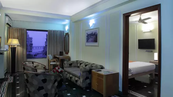 Hiltop Hotel | Maharaştra - Raigad - Bombay (ve civarı) - Bombay - Worli