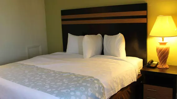 Blu Atlantic Oceanfront Hotel & Suites | Güney Karolayna - Myrtle Plajı (ve civarı) - Myrtle Beach