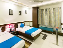 ZO Rooms Radisson Square | Madya Pradeş - Indore