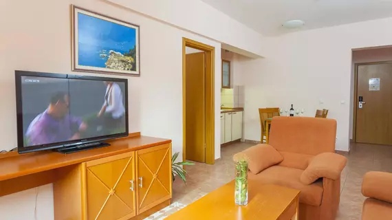 Aparthotel Milenij | Split-Dalmaçya - Baska Voda