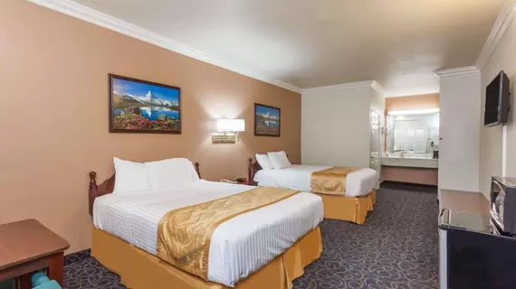 Days Inn and Suites South Gate | Kaliforniya - Los Angeles County - South Gate