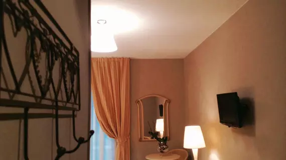 Hotel Berta | Lombardy - Brescia (il) - Desenzano del Garda