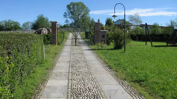 Agriturismo Cascina Ponchietta | Piedmont - Cuneo (il) - Monta