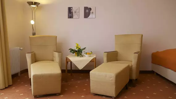 Hotel Ascona | Aşağı Saksonya - Bad Bevensen