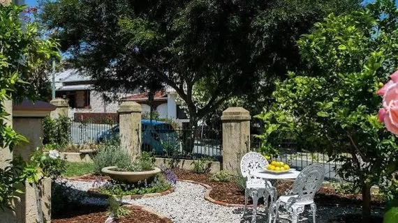 Danum House B&B | Batı Avustralya - Perth (ve civarı) - Fremantle