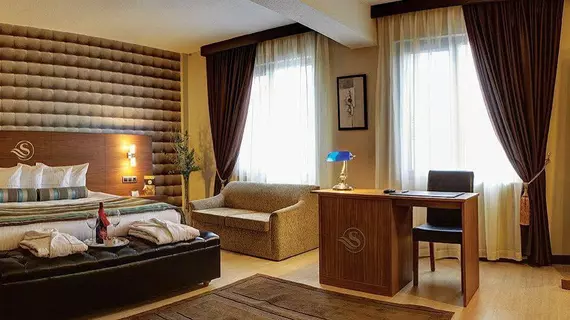 Susuzlu Atlantis Hotel | İzmir - İzmir - Konak