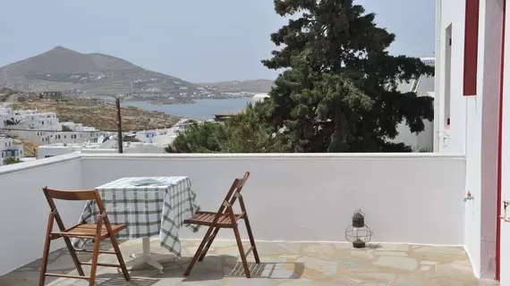 Rallis Apartments | Ege Adaları - Paros