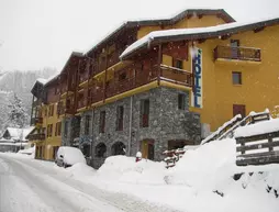 Hôtel Les Mélèzes | Auvergne-Rhone-Alpes - Haute-Savoie (bölge) - Les Houches