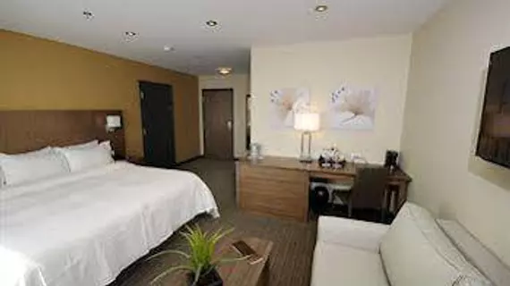 Imperia Hôtel et Suites Terrebonne | Quebec - Montreal (ve civarı) - Terrebonne