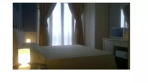 Hotel Caroline | Lombardy - Varese (il) - Brusimpiano