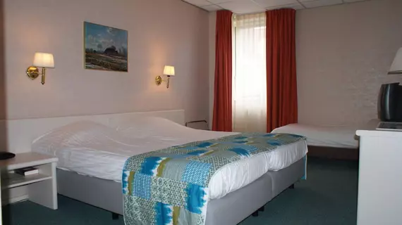 Hotel Flora | Güney Hollanda - Lahey (ve civarı) - Hillegom