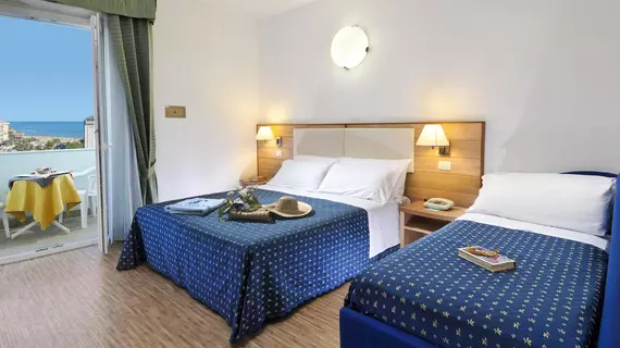 Hotel Losanna Gabicce Mare | Marche - Pesaro and Urbino (vilayet) - Gabicce Mare