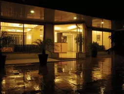 Hotel Skylon | Gujarat - Ahmedabad Bölgesi - Ahmedabad - Ahmedabad Kent Merkezi