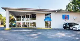 Motel 6 - Tampa Fairgrounds | Florida - Tampa (ve civarı) - Tampa