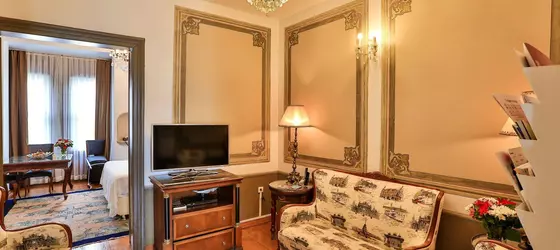 Faik Pasha Apartments |  Istanbul  - Beyoğlu - Sütlüce Mahallesi