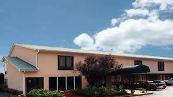 Econo Lodge Spartanburg | Güney Karolayna - Greenville - Spartanburg (ve civarı) - Spartanburg