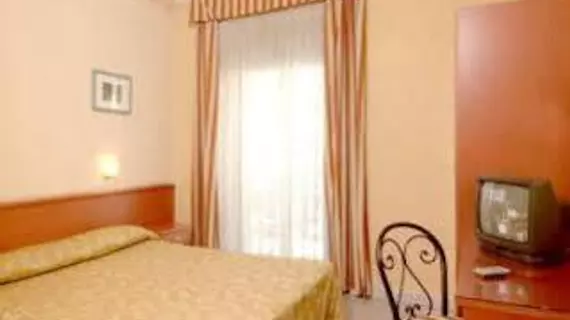 Hotel Aurora | Lombardy - Milano (ve civarı) - Milano - Merkez İstasyonu