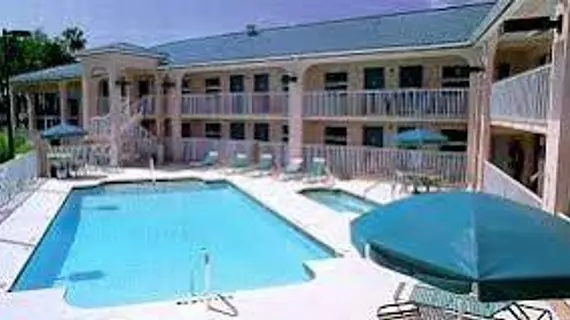 Quality Inn Near Ellenton Outlet Mall | Florida - Sarasota (ve civarı) - Bradenton