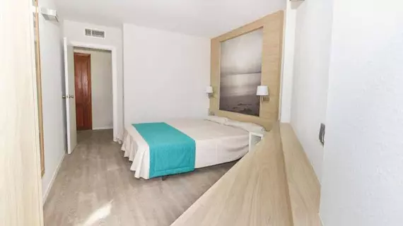 Hotel Lagotel Club | Balearic Adaları - Mayorka Adası - Pla de Mallorca