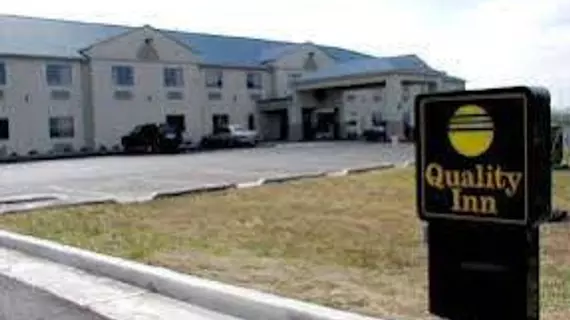 Quality Inn West Memphis | Arkansas - Batı Memphis (ve civarı) - Batı Memphis