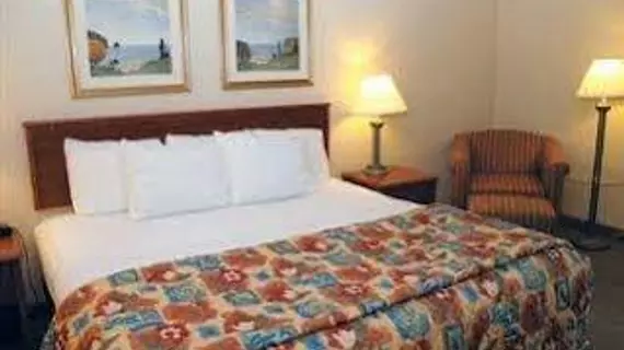 La Quinta Inn Indianapolis Airport Executive Drive | Indiana - Indianapolis (ve civarı) - Indianapolis