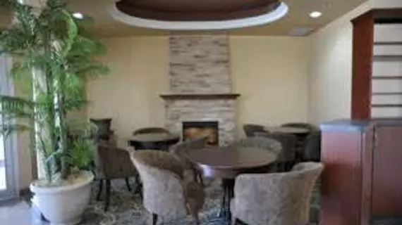 Monte Carlo Inn Barrie | Ontario - Barrie - Orillia (ve civarı) - Barrie