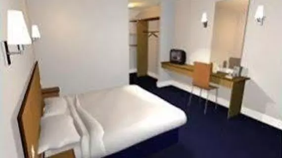 Travelodge Liverpool Stonedale Park | Merseyside (ilçe) - Liverpool (ve civarı) - Liverpool