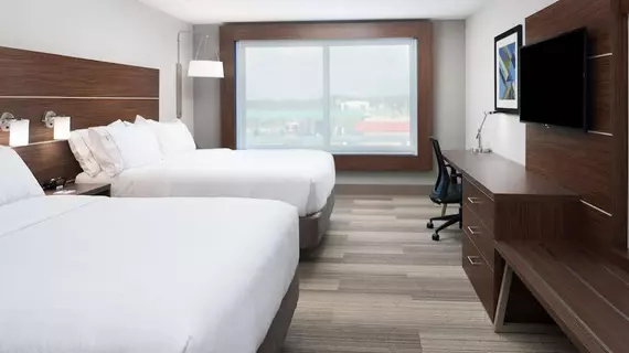 HOLIDAY INN EXPRESS & SUITES KINGDOM CITY | Missouri - Columbia (ve civarı) - Kingdom City