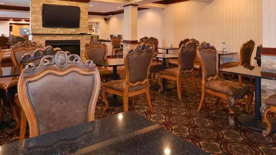 Holiday Inn Express Wixom | Michigan - Detroit (ve civarı) - Wixom