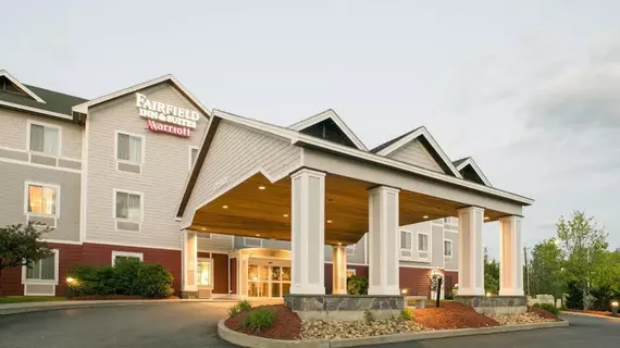 Fairfield Inn and Suites White River Junction | Vermont - Central Vermont- Killington (ve civarı) - White River Junction