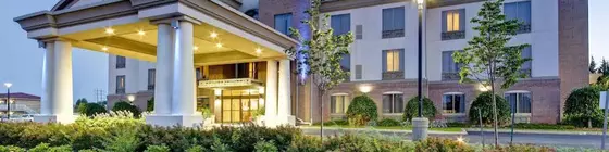 Holiday Inn Express and Suites Guelph | Ontario - Kitchener (ve civarı) - Guelph