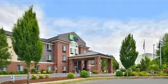 Holiday Inn Express Hotel & Suites Albany