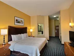 Fairfield Inn & Suites by Marriott Milwaukee Airport | Wisconsin - Milwaukee (ve civarı) - Oak Creek