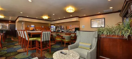 Holiday Inn Express Portland SE - Clackamas Area | Oregon - Portland (ve civarı) - Gladstone