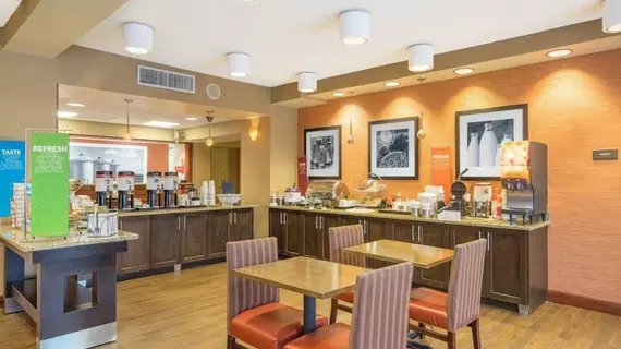 Hampton Inn Jonesboro | Arkansas - Jonesboro (ve civarı) - Jonesboro