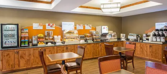 HOLIDAY INN EXPRESS & SUITES D | Wyoming - Douglas