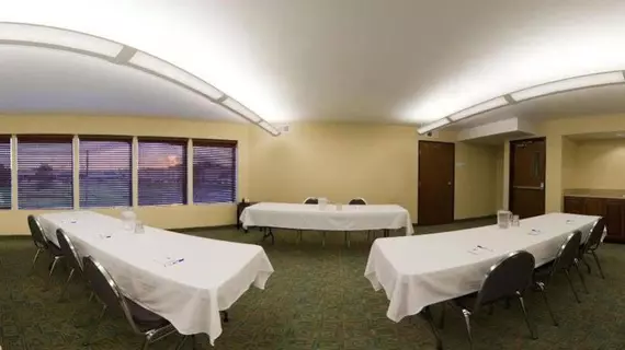 Holiday Inn Express Waterloo-Cedar Falls | Iowa - Waterloo (ve civarı) - Waterloo