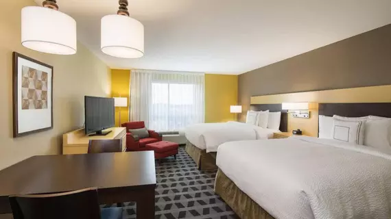 TOWNEPLACE SUITES RED DEER | Alberta - Red Deer (ve civarı) - Red Deer