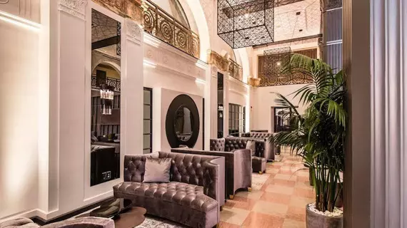 The Mayfair Hotel | Kaliforniya - Los Angeles County - Los Angeles - Los Angeles Şehir Merkezi