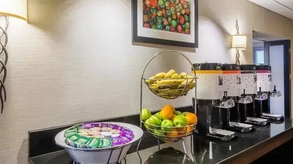 Hampton Inn Danbury | Connecticut - Danbury (ve civarı) - Danbury