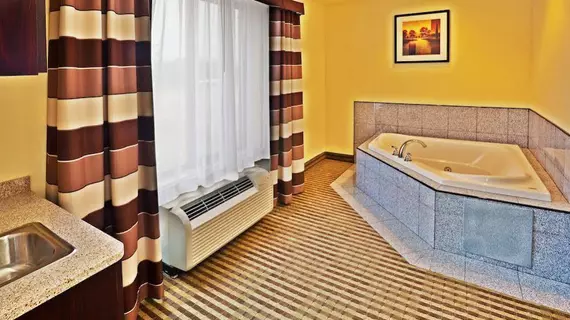 HOLIDAY INN EXPRESS & SUITES P | Oklahoma - Enid (ve civarı) - Perry